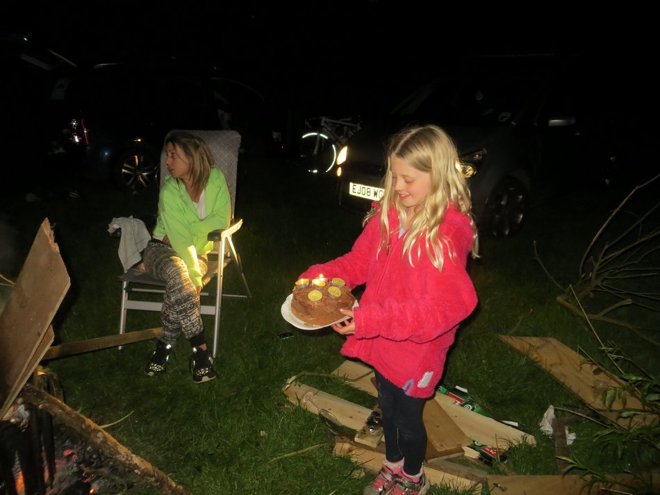 family_2015-05-16 22-00-19_camping